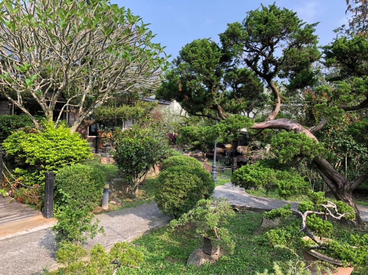 Flying Villa Nantou Exterior photo