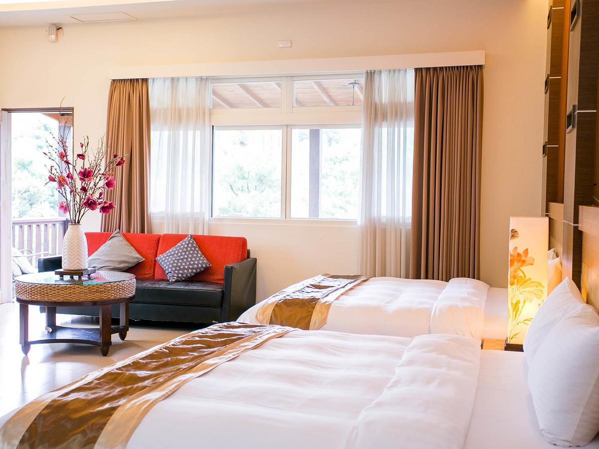 Flying Villa Nantou Exterior photo